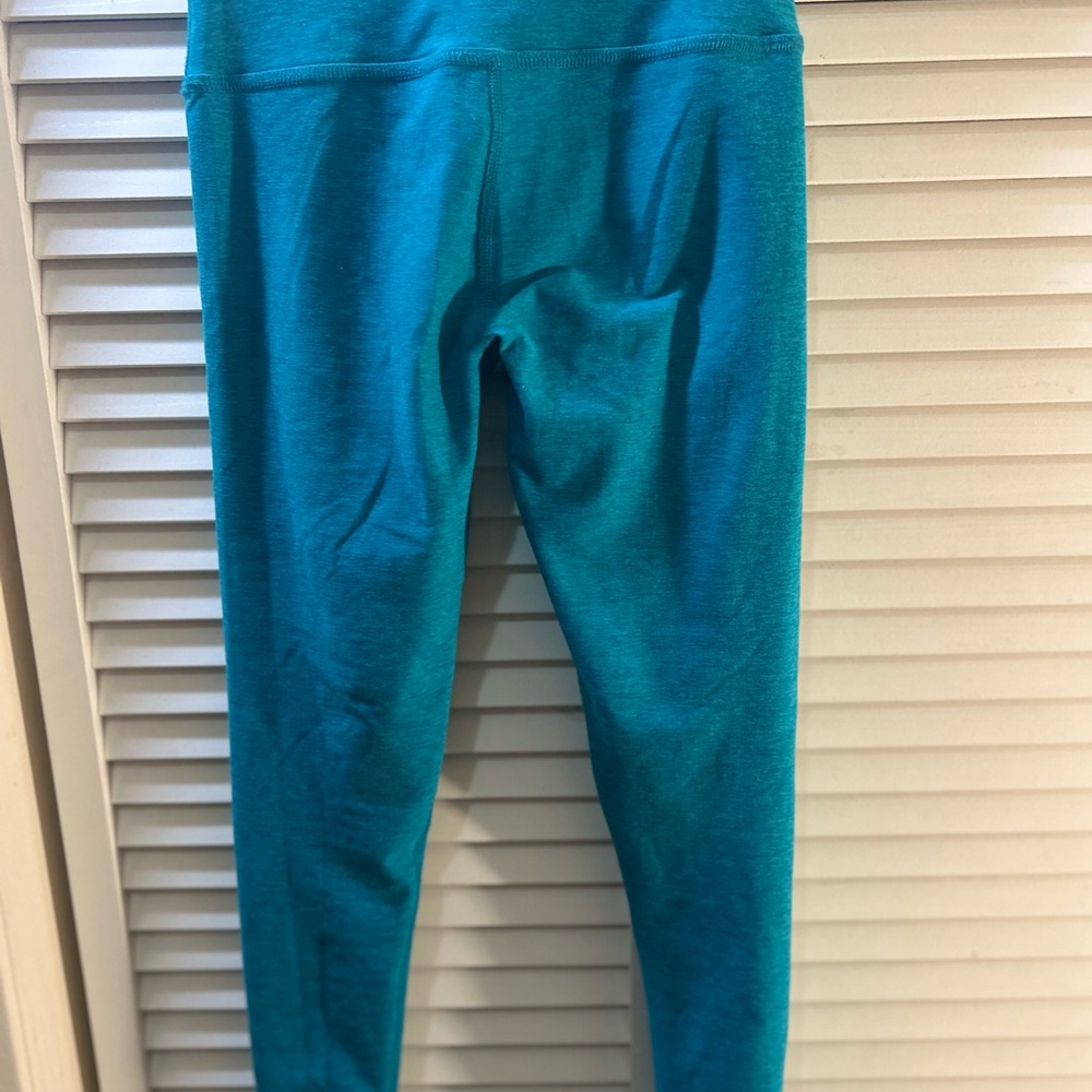 Beyond Yoga Teal Leggings - Picture 6 of 10